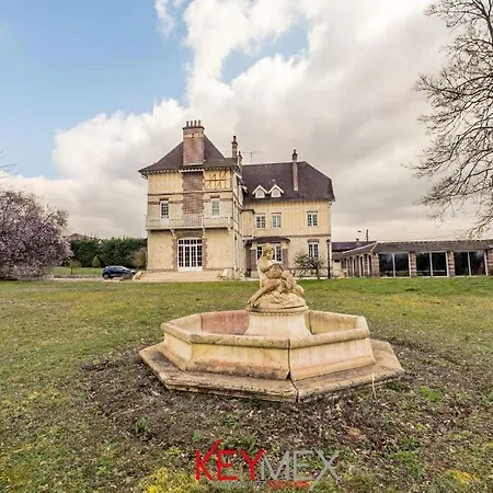 Apartment Chesterfield Spacieux Dans Chateau Calme Parking Prive *