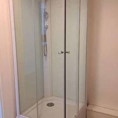 Apartment Chesterfield Spacieux Dans Chateau Calme Parking Prive
